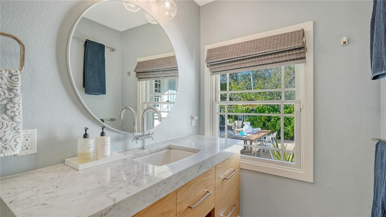 838 Highland Street, Sarasota, FL 34234 Photo