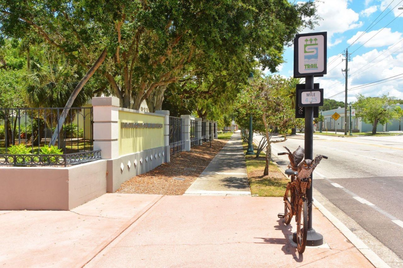 838 Highland Street, Sarasota, FL 34234 Photo