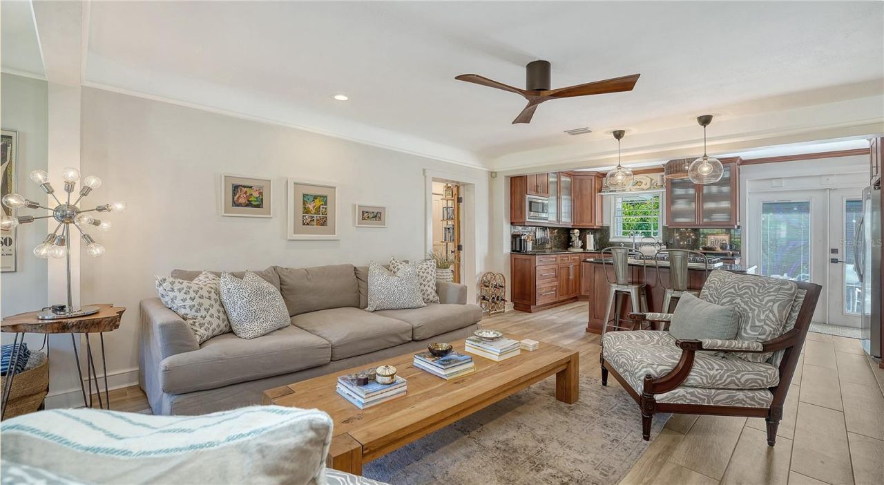 838 Highland Street, Sarasota, FL 34234 Photo