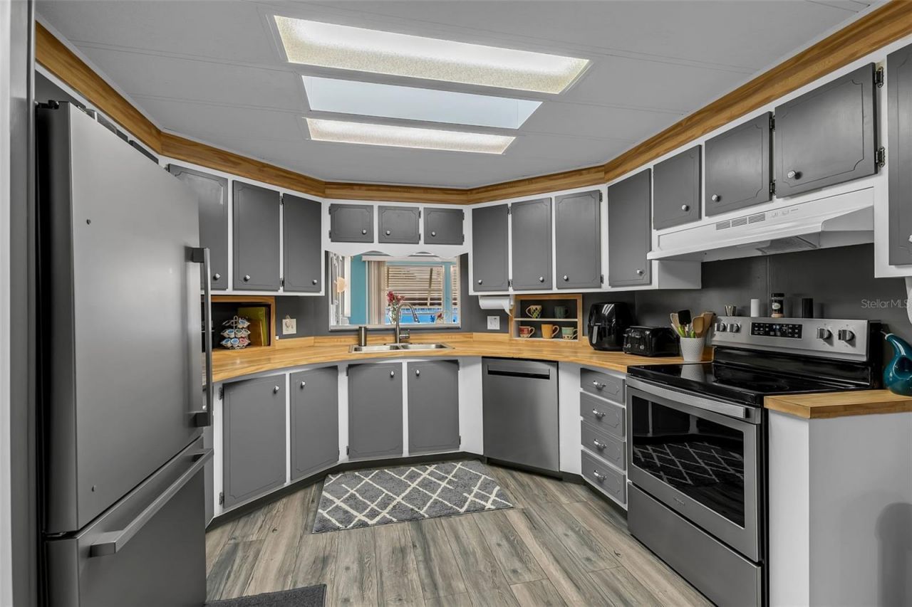 5619 Bayshore Road, Unit 466, Palmetto, FL 34221 Photo