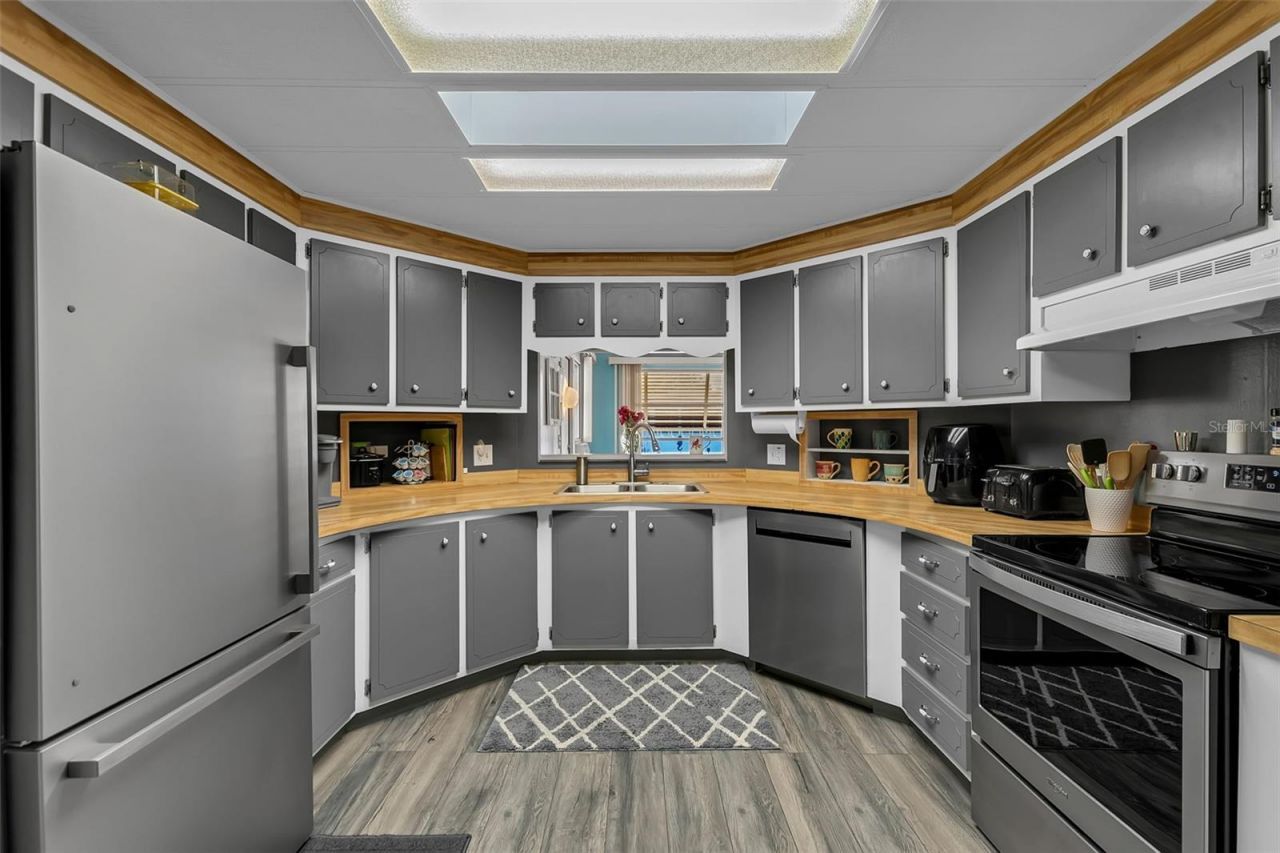 5619 Bayshore Road, Unit 466, Palmetto, FL 34221 Photo