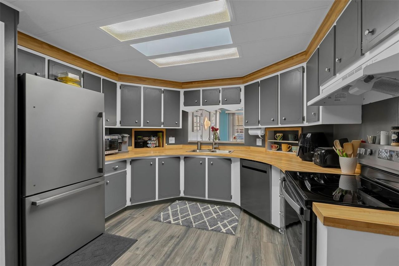 5619 Bayshore Road, Unit 466, Palmetto, FL 34221 Photo