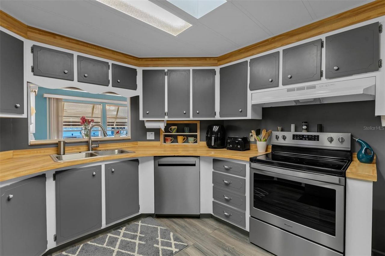 5619 Bayshore Road, Unit 466, Palmetto, FL 34221 Photo