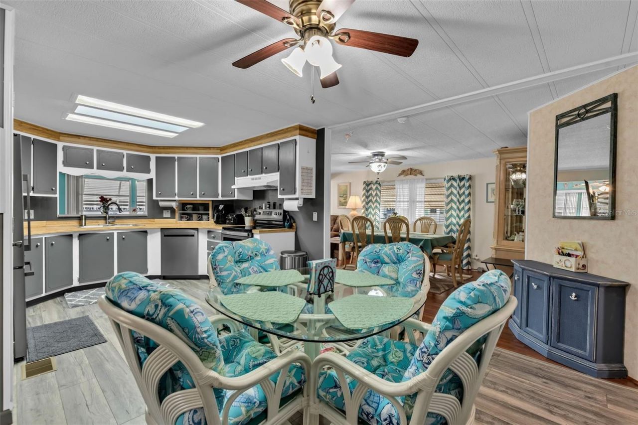 5619 Bayshore Road, Unit 466, Palmetto, FL 34221 Photo