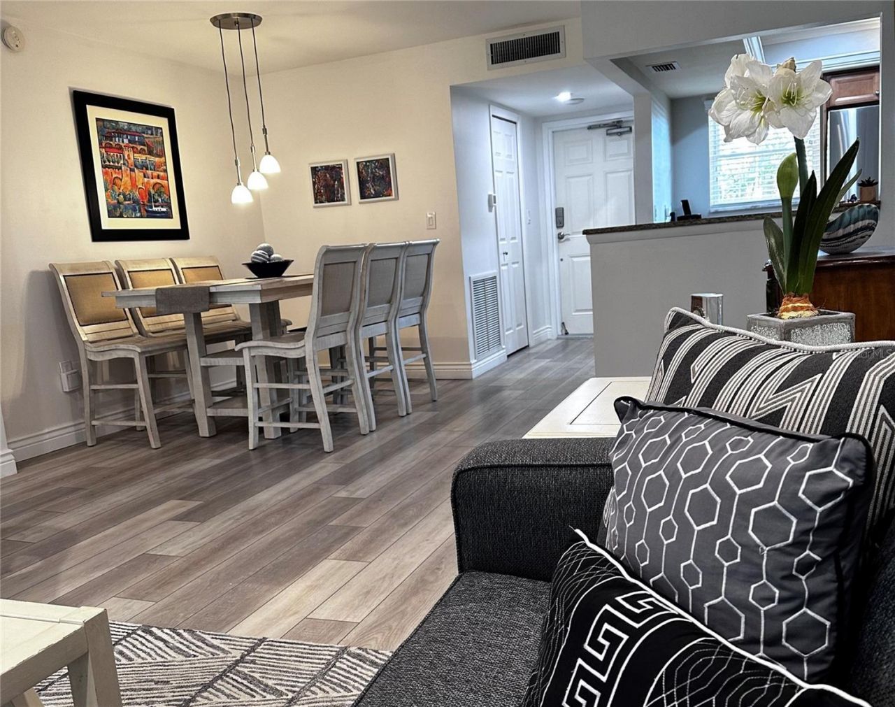 5108 Brittany Drive S, Unit 204, Saint Petersburg, FL 33715 Photo