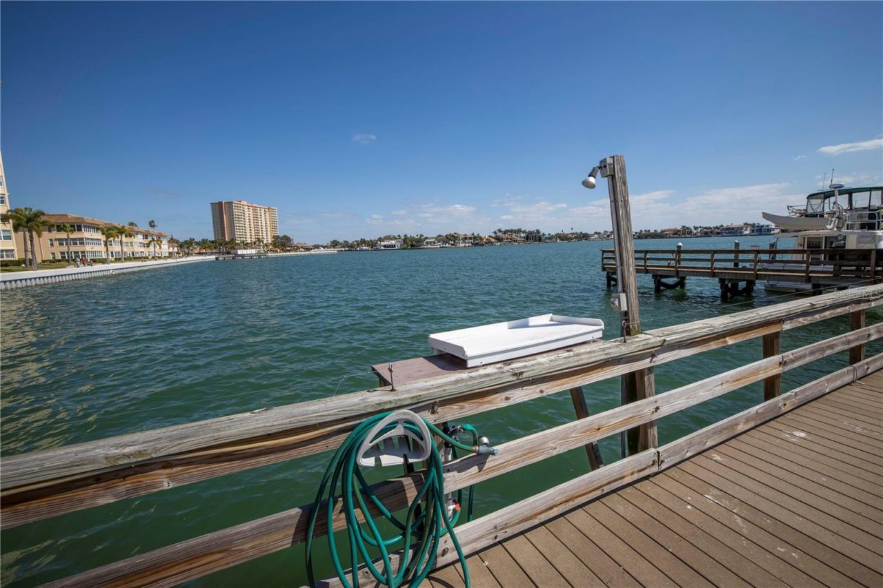 5108 Brittany Drive S, Unit 204, Saint Petersburg, FL 33715 Photo