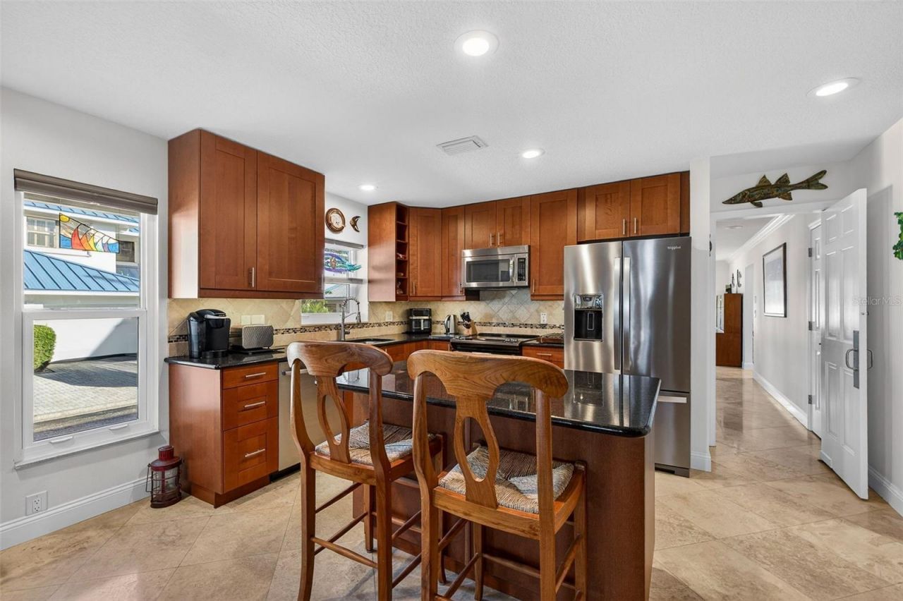 1671 Watermark Circle Ne, Saint Petersburg, FL 33702 Photo