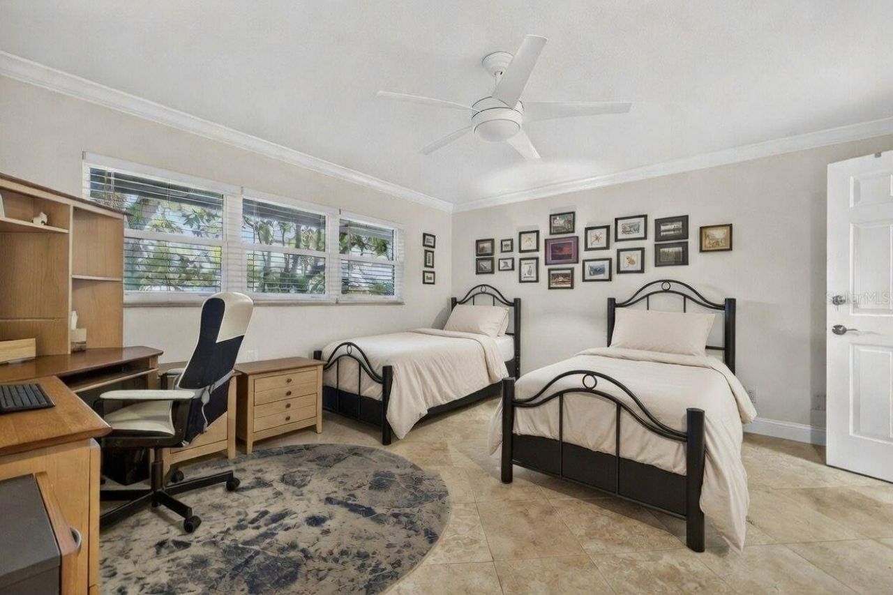 1671 Watermark Circle Ne, Saint Petersburg, FL 33702 Photo