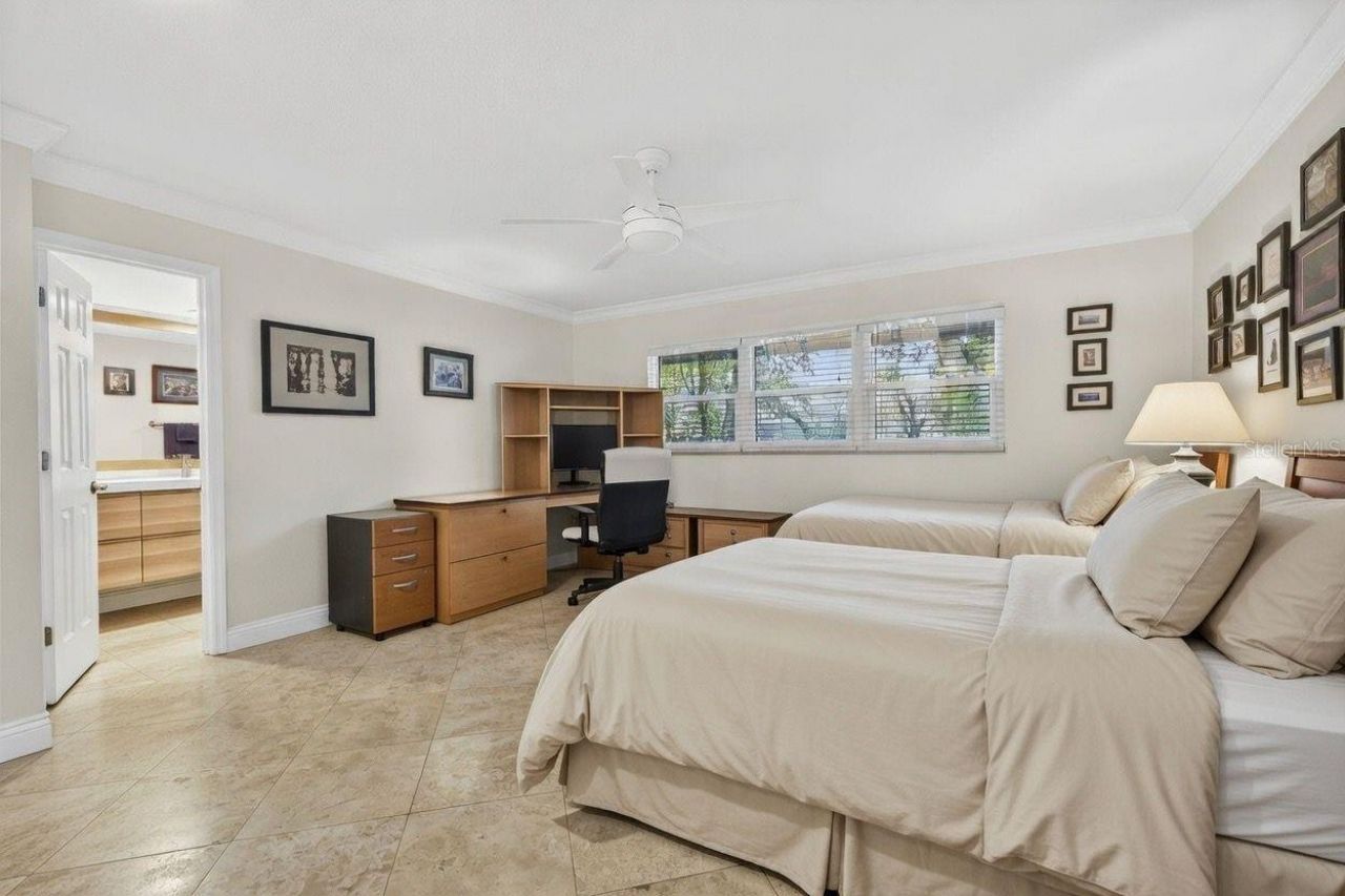 1671 Watermark Circle Ne, Saint Petersburg, FL 33702 Photo