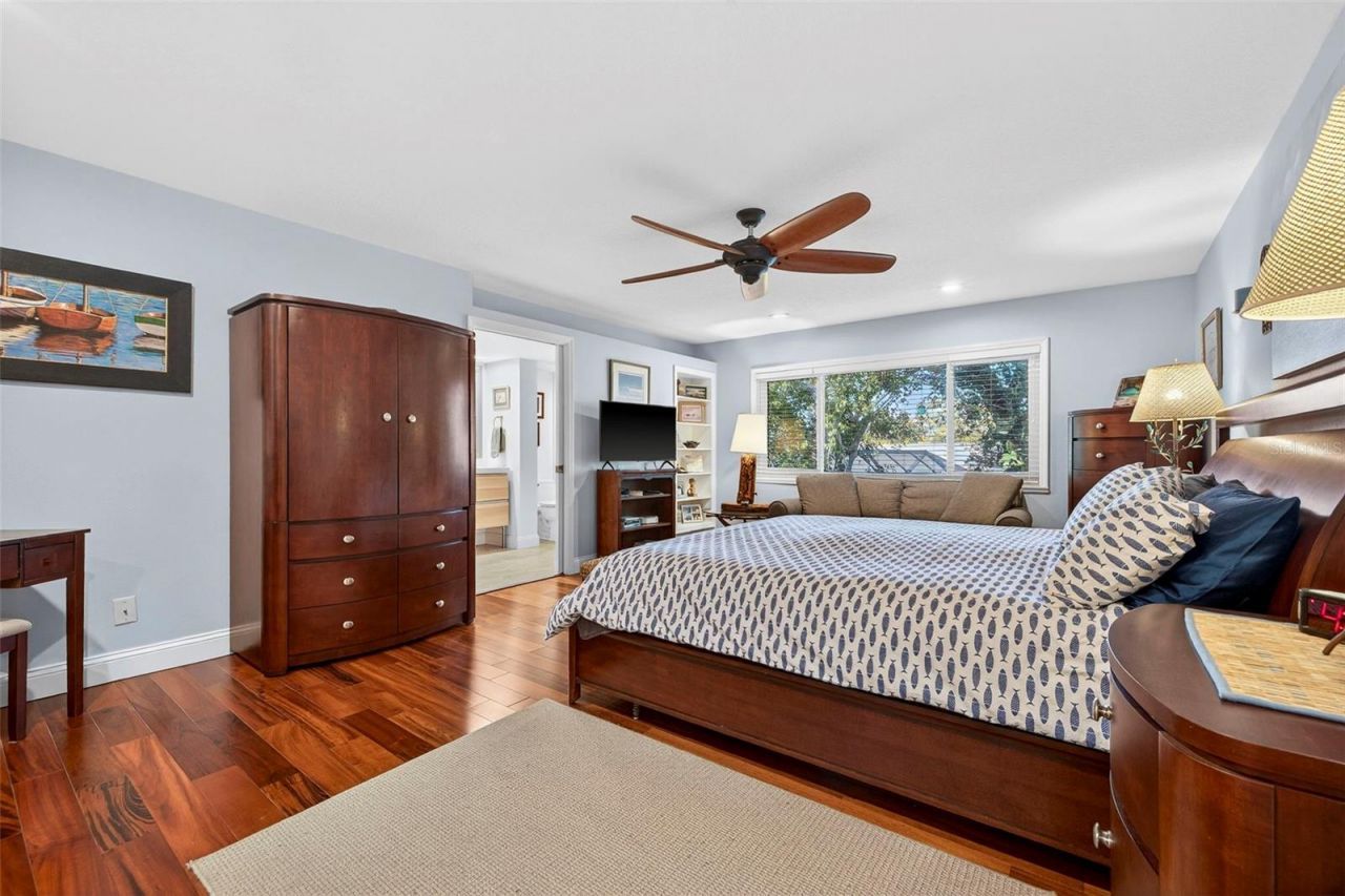 1671 Watermark Circle Ne, Saint Petersburg, FL 33702 Photo