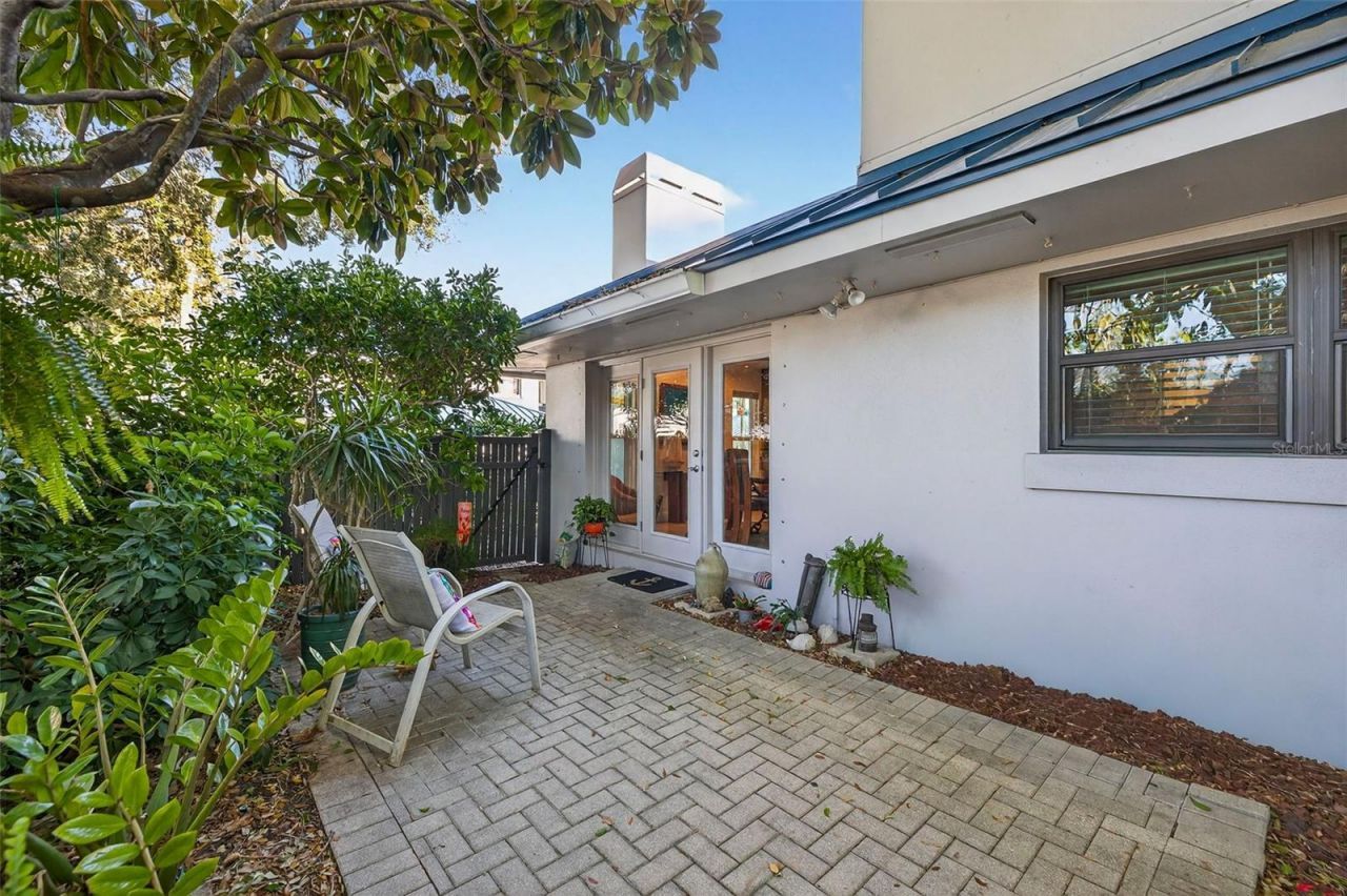 1671 Watermark Circle Ne, Saint Petersburg, FL 33702 Photo