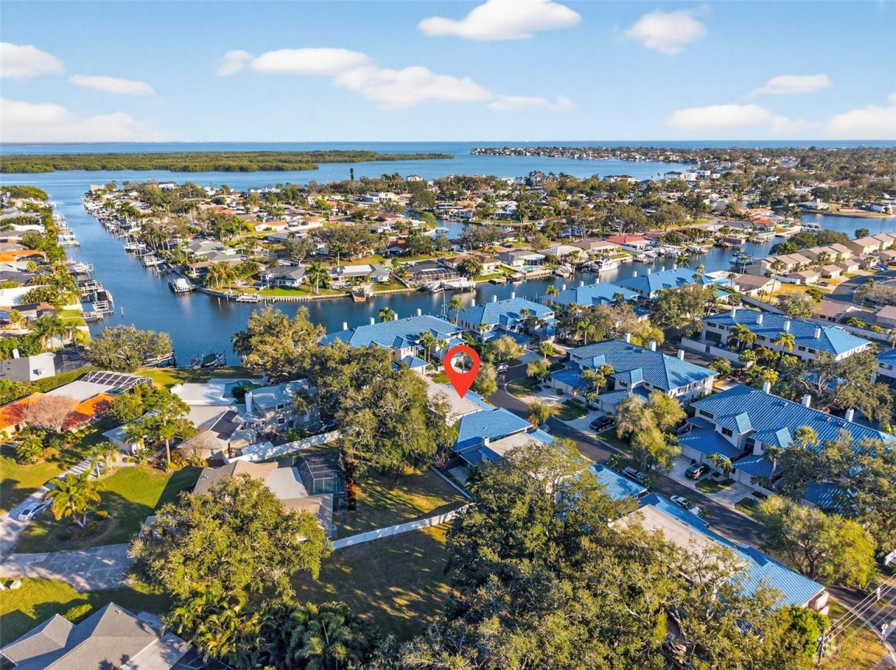 1671 Watermark Circle Ne, Saint Petersburg, FL 33702 Photo