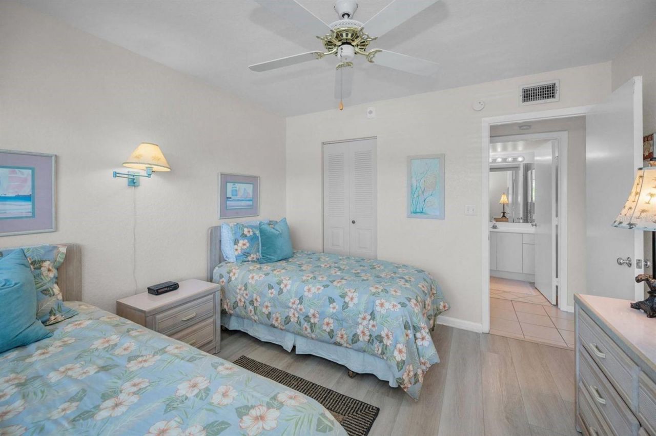6085 Bahia Del Mar Circle, Unit 467, Saint Petersburg, FL 33715 Photo