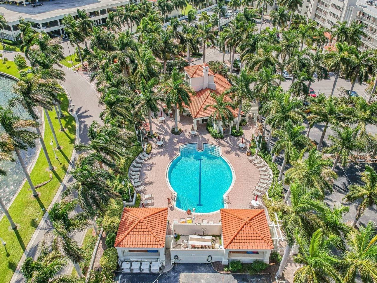 6085 Bahia Del Mar Circle, Unit 467, Saint Petersburg, FL 33715 Photo
