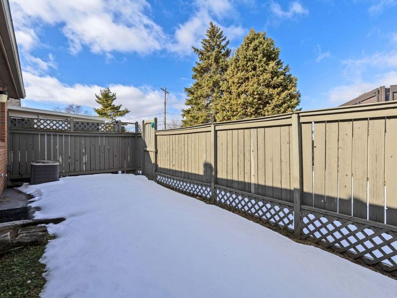 5844 Thada Lane, Columbus, OH 43229 Photo 19