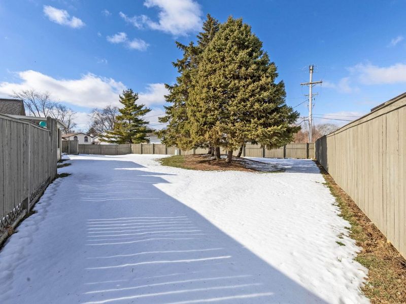 5844 Thada Lane, Columbus, OH 43229 Photo 21