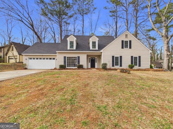 1400 Fieldgreen Overlook, Stone Mountain, GA 30088