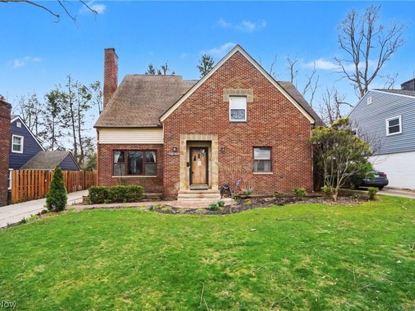 674 Upper Merriman Drive, Akron, OH 44303