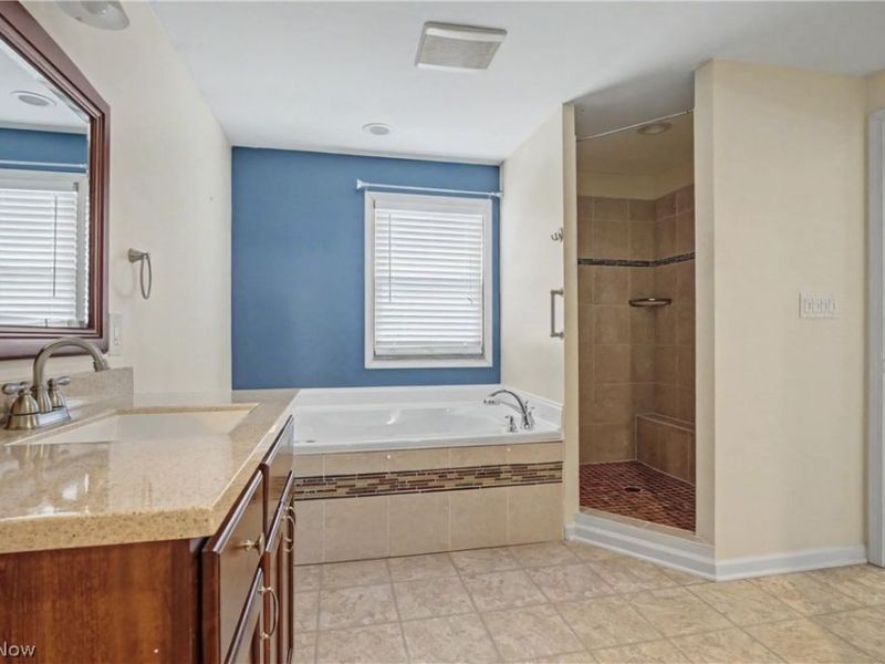 674 Upper Merriman Drive, Akron, OH 44303 Photo 28