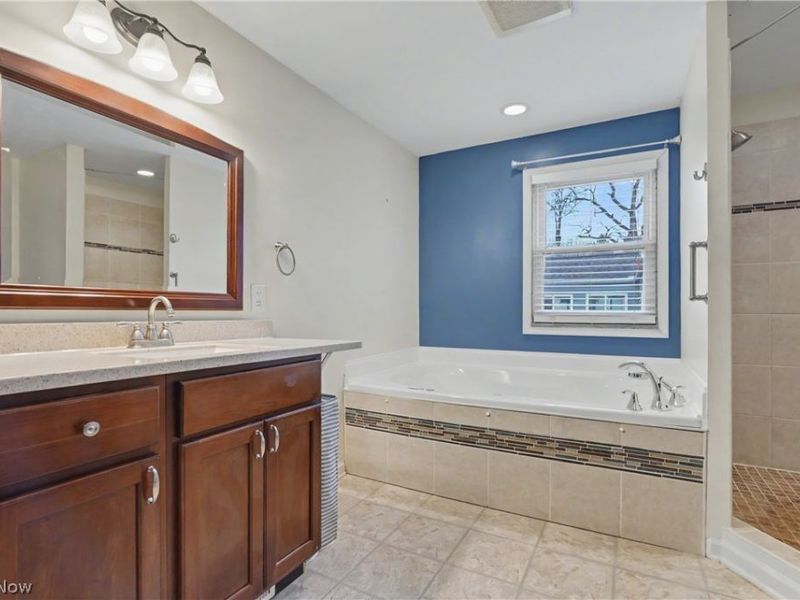 674 Upper Merriman Drive, Akron, OH 44303 Photo 36