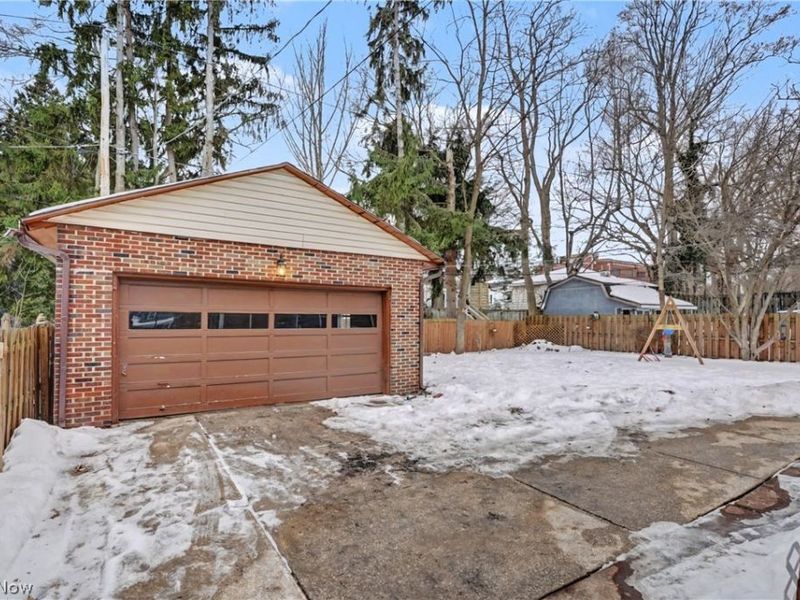 674 Upper Merriman Drive, Akron, OH 44303 Photo 46