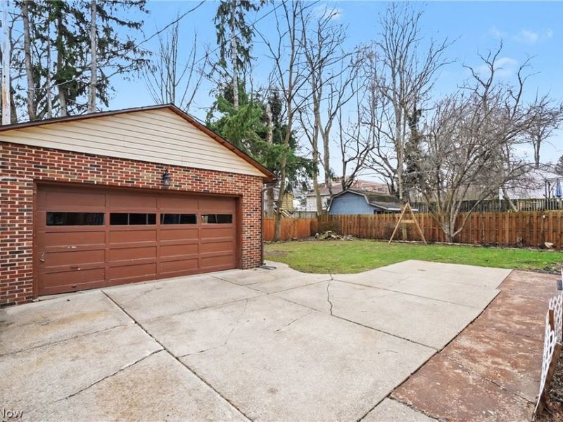 674 Upper Merriman Drive, Akron, OH 44303 Photo 47