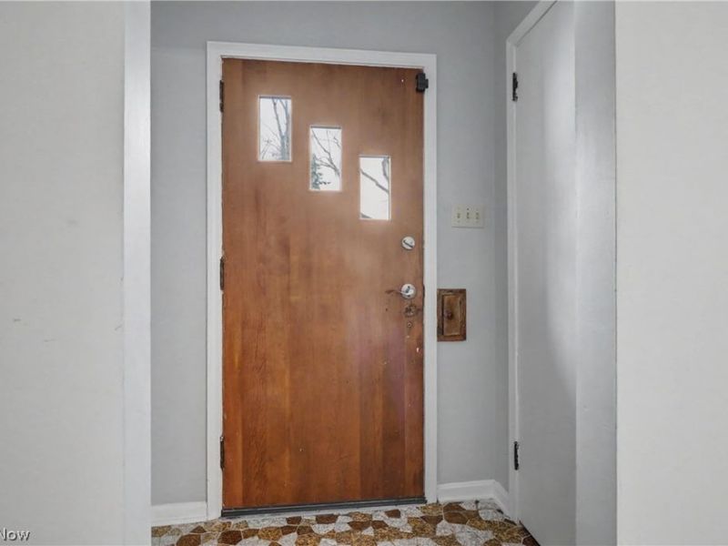 674 Upper Merriman Drive, Akron, OH 44303 Photo 7