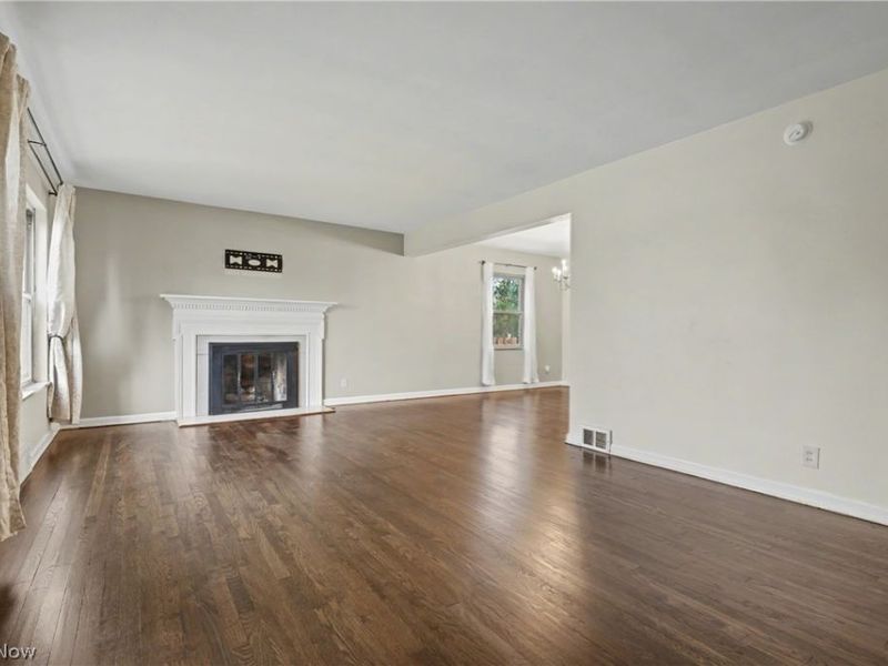 674 Upper Merriman Drive, Akron, OH 44303 Photo 8