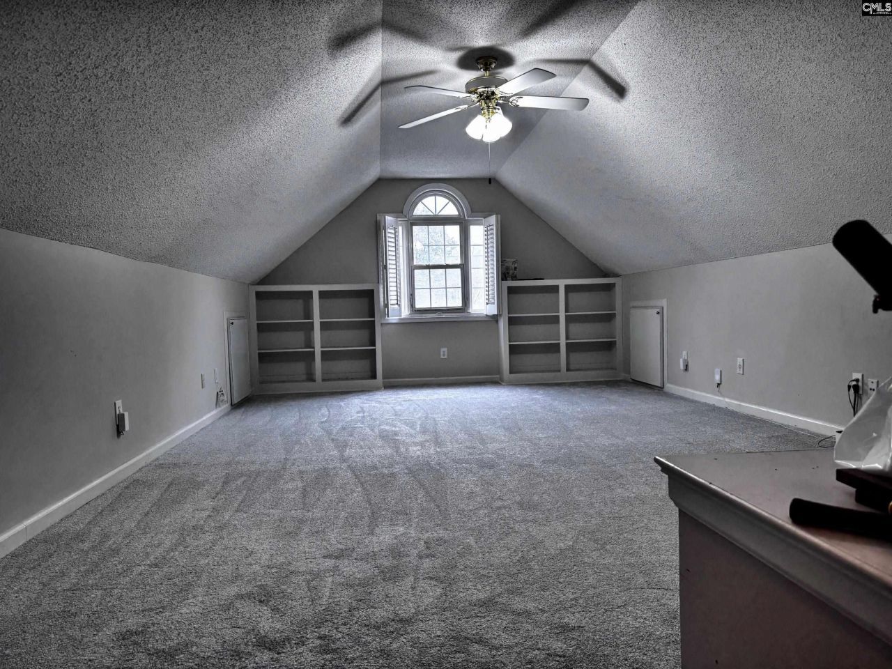 4 Holly Hedge Court Photo 19