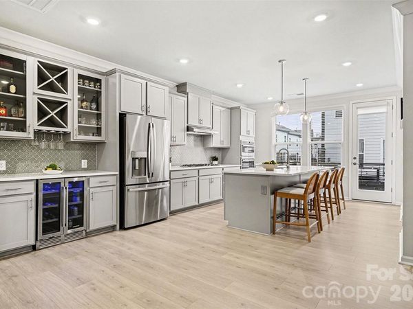 7017 Running Spring Drive, Charlotte, NC 28205