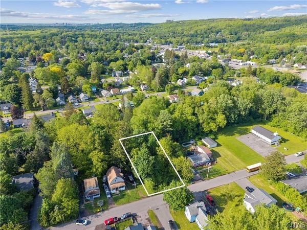 144 W Roswell Avenue, Nedrow, NY 13120