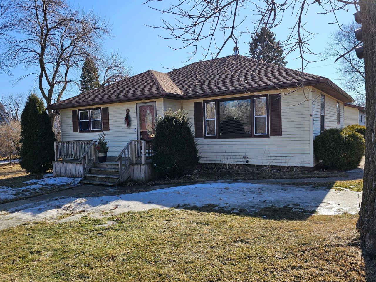 307 4th Avenue W, Lamberton, MN 56152 Main Photo