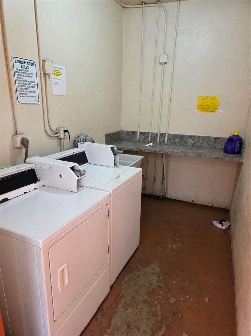 4731 NW 10th Ct , Unit 210, Plantation, FL 33313 Photo