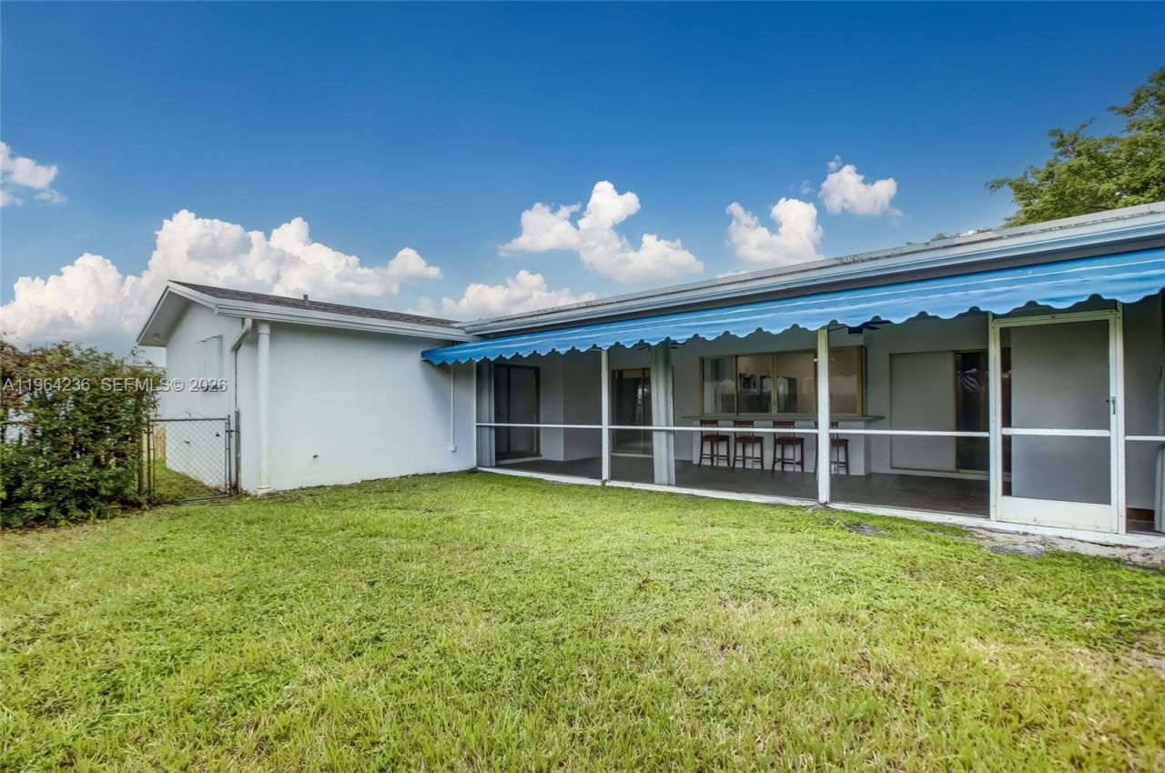 4917 W Park Rd, Hollywood, FL 33021 Photo