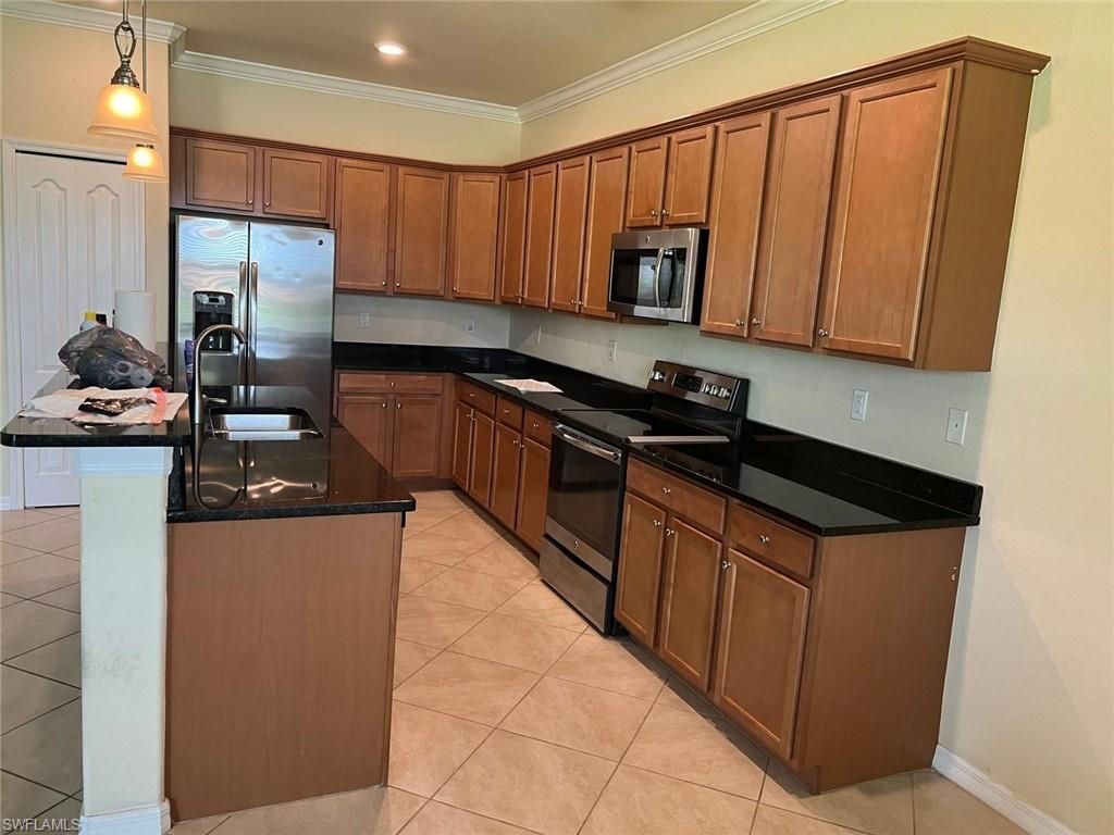 3576 Valle Santa Cir, Cape Coral, FL 33909 Photo