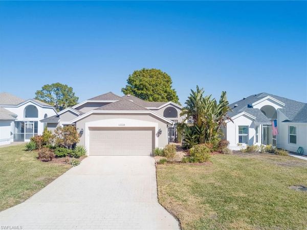 20966 Country Barn DR, ESTERO, FL 33928