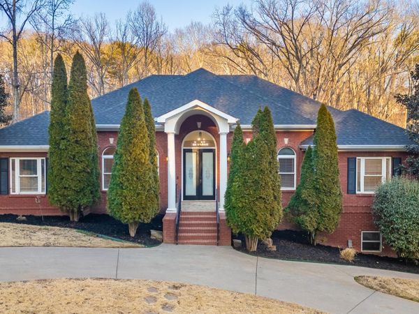 2210 Poplar Grove Drive, Ooltewah, TN 37363