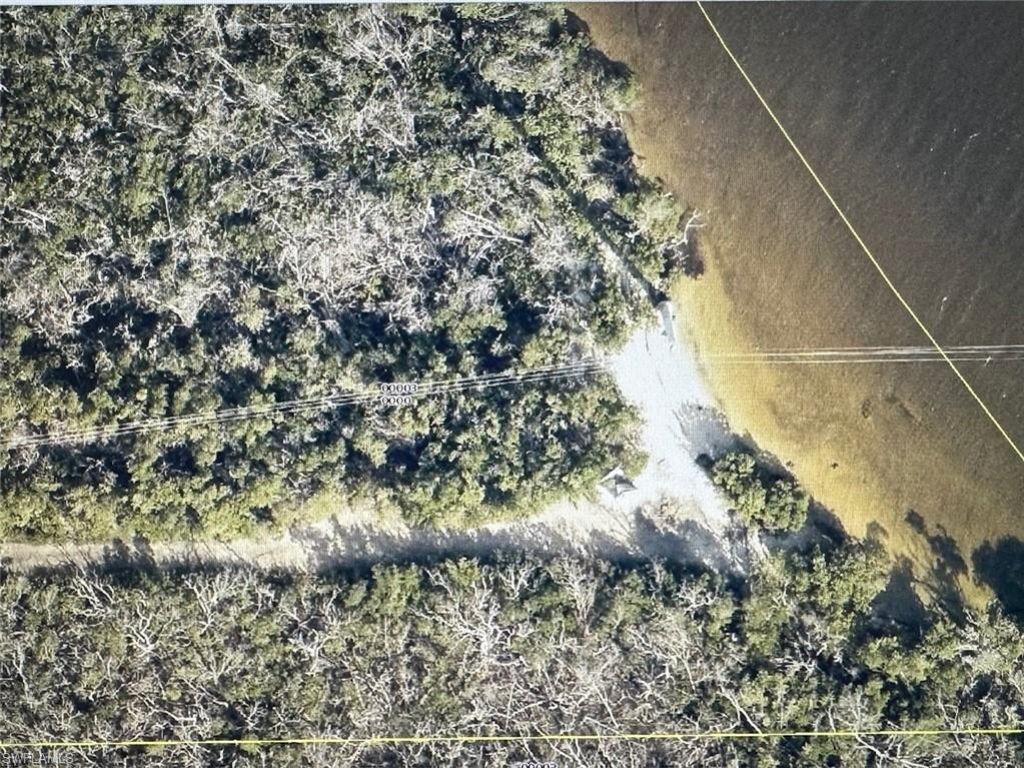 6050 Stringfellow Rd, Saint James City, FL 33956 Photo