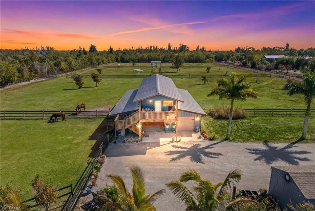 6050 Stringfellow Rd, Saint James City, FL 33956 Photo