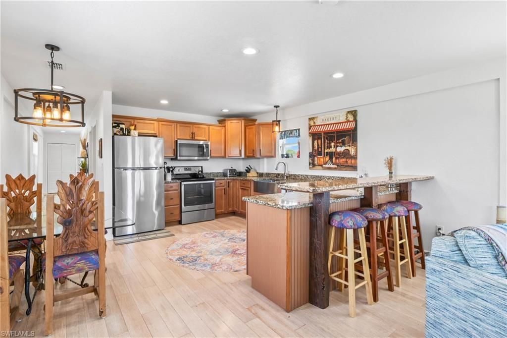 6050 Stringfellow Rd, Saint James City, FL 33956 Photo