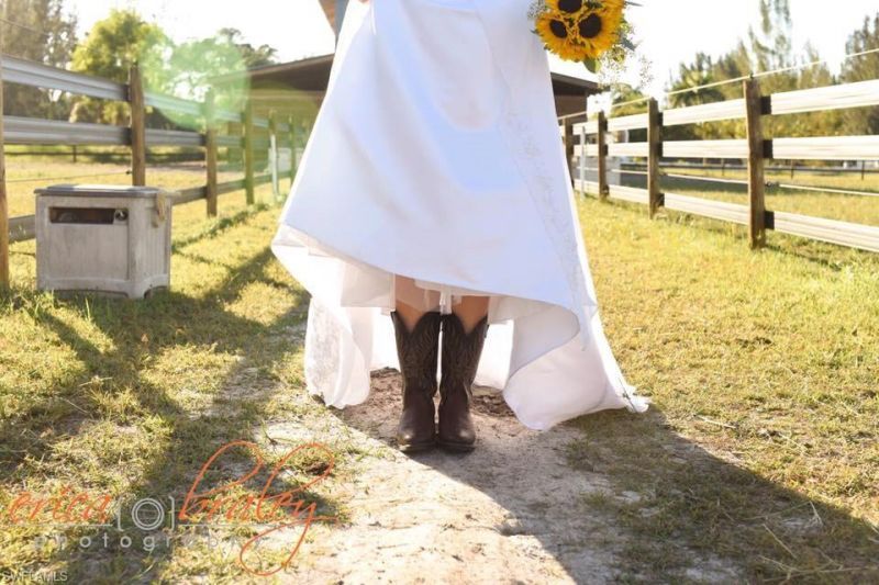 6050 Stringfellow Rd, Saint James City, FL 33956 Photo