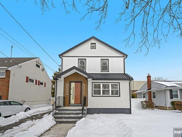 309 Ottawa Avenue, Hasbrouck Heights, NJ 07604