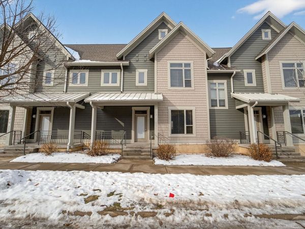 2815 No Oaks Ridge, Fitchburg, WI 53711