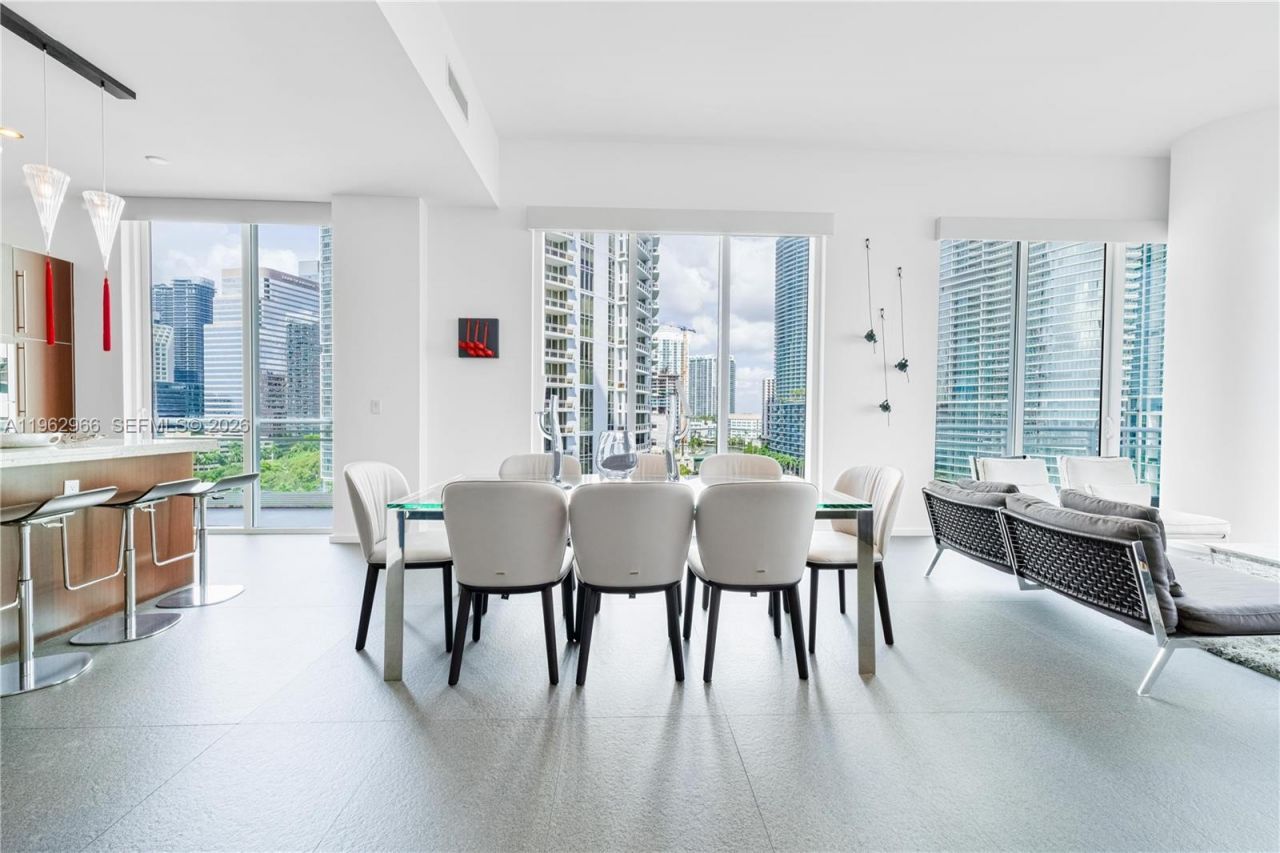 900 Brickell Key Blvd , Unit 1101, Miami, FL 33131 Photo