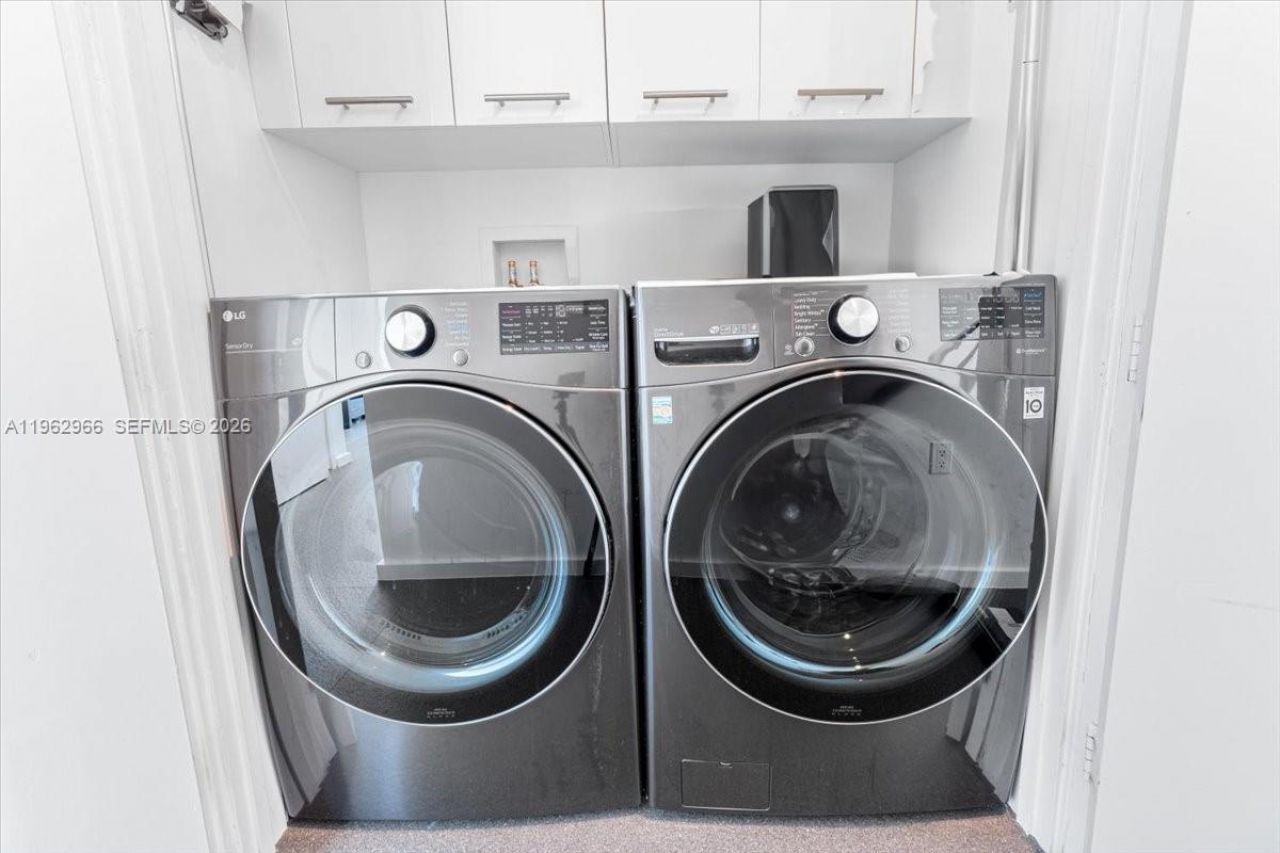 900 Brickell Key Blvd , Unit 1101, Miami, FL 33131 Photo