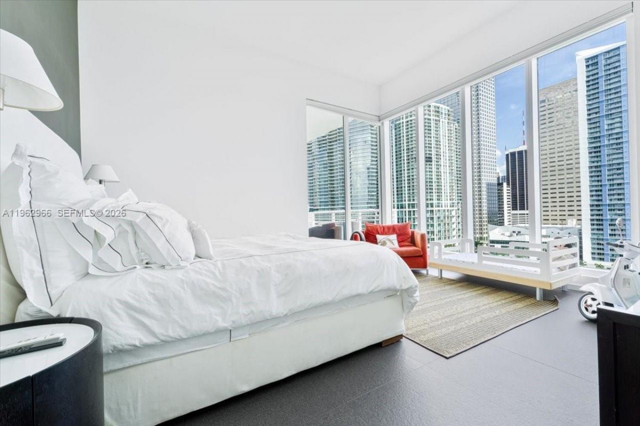 900 Brickell Key Blvd , Unit 1101, Miami, FL 33131 Photo