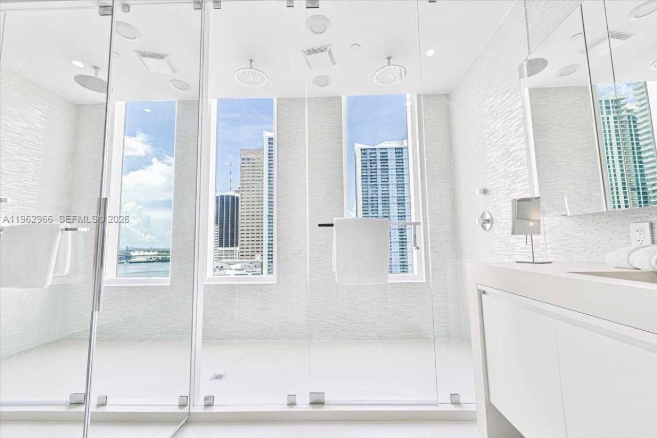 900 Brickell Key Blvd , Unit 1101, Miami, FL 33131 Photo