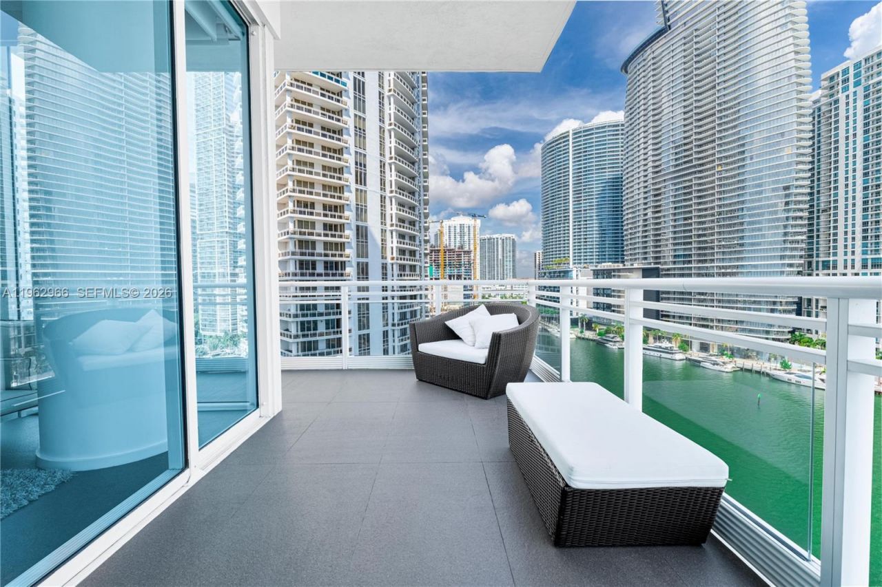 900 Brickell Key Blvd , Unit 1101, Miami, FL 33131 Photo