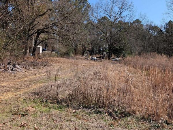 2541 Haynesville Hwy., Parkers Chapel, AR 71730