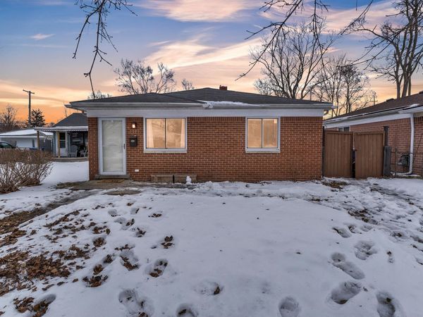 5393 Polk Street, Dearborn Heights, MI 48125